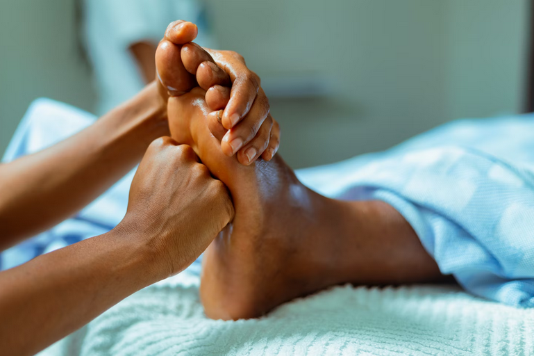 feet massage